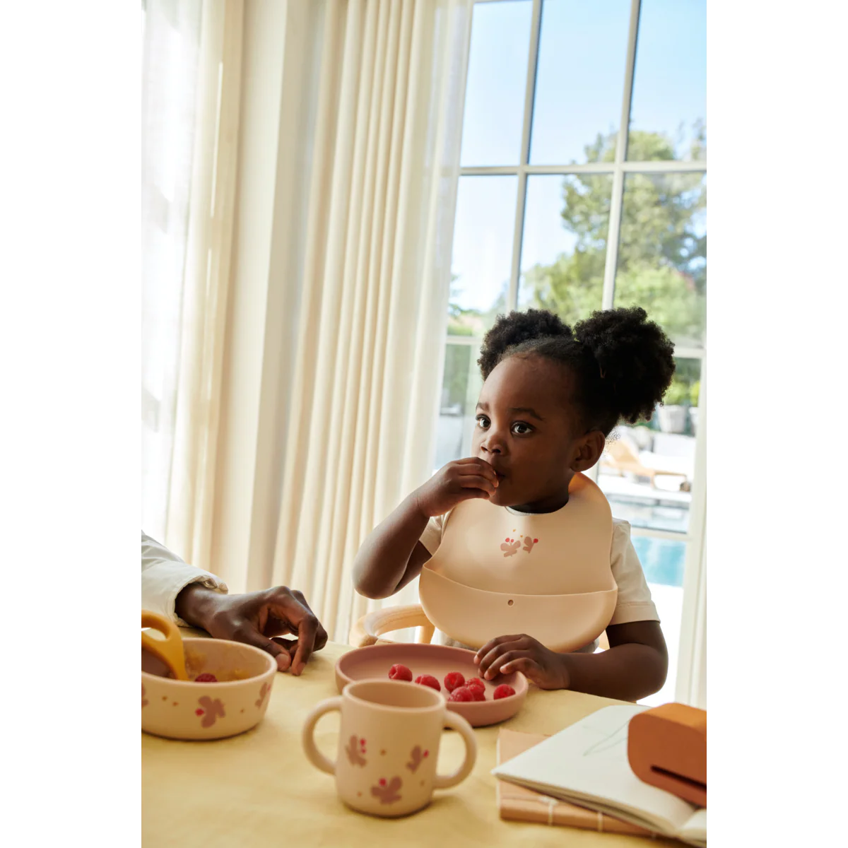 EMBER Printed Bib 2-pack - Mini Butterfly / Apple blossom - Image 3