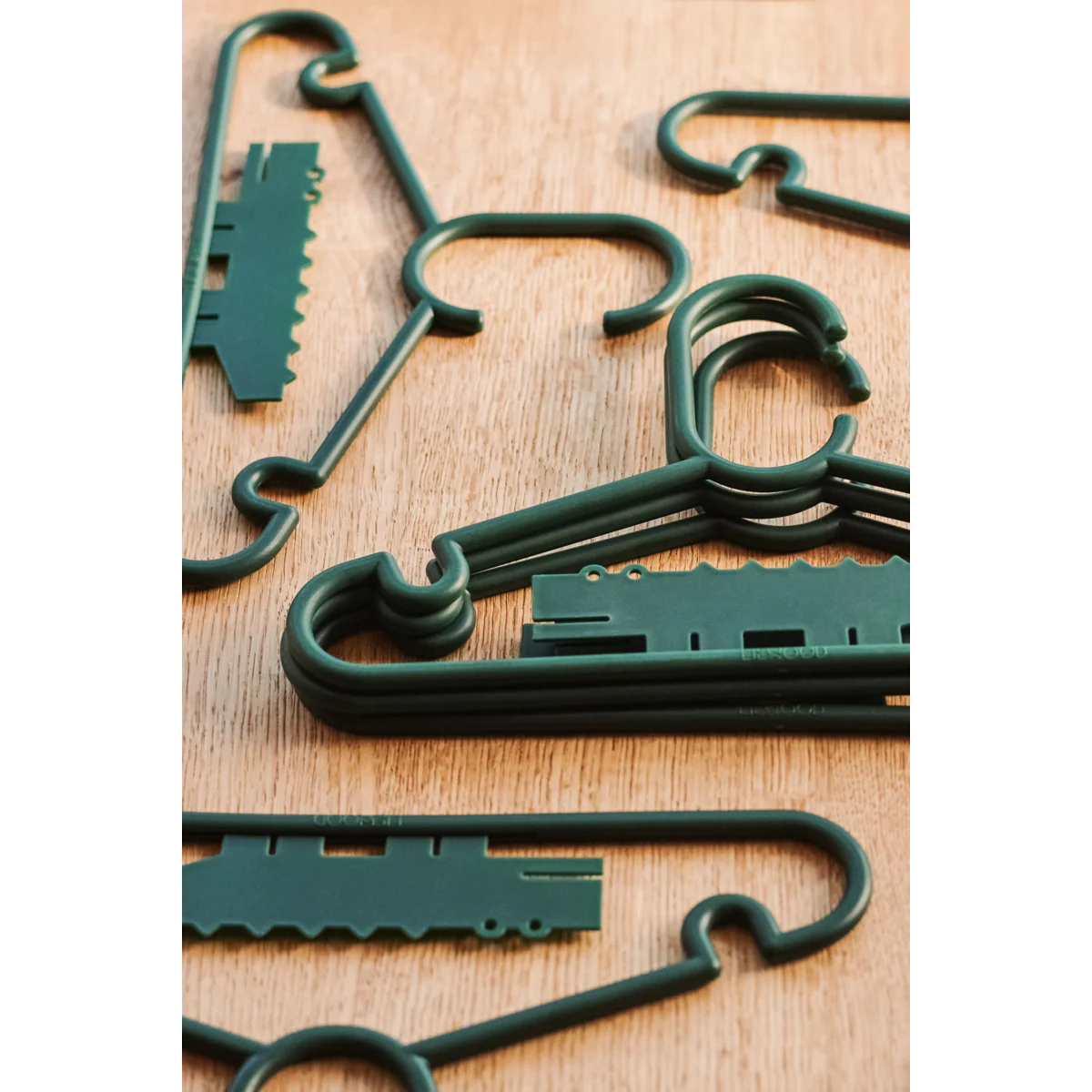 Falton Crocodile Hangers - Garden green - Image 5