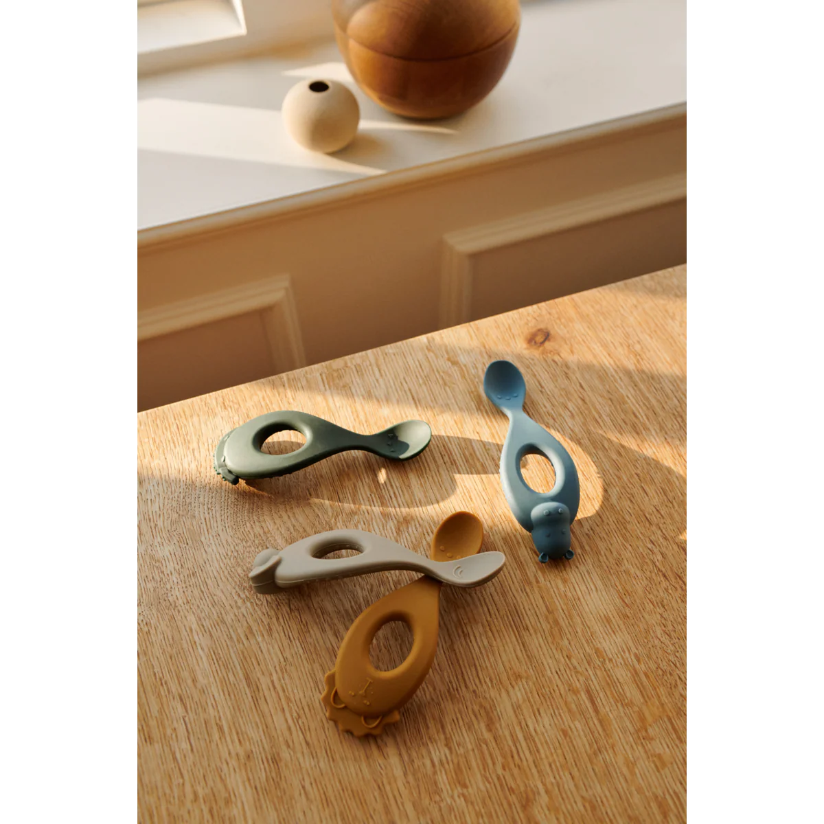 Liva Silicone Spoon 4-Pack - Safari/blue multi mix - Image 3