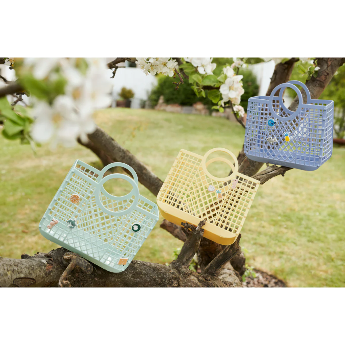 Samantha Basket with Charms - Light Peppermint - Image 3