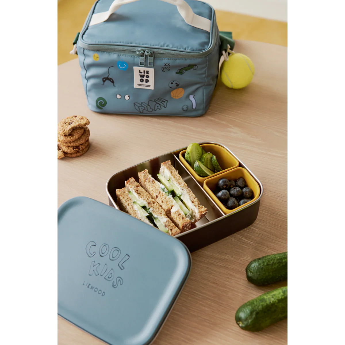 Toby Insulated Lunch Bag - Play / Dusty Peppermint - Image 3